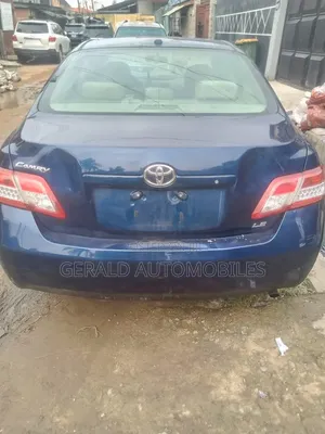 Toyota Camry 2011 Blue