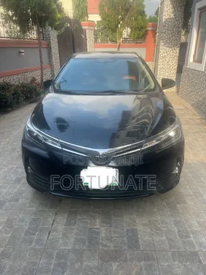 Toyota Corolla 2017 Black
