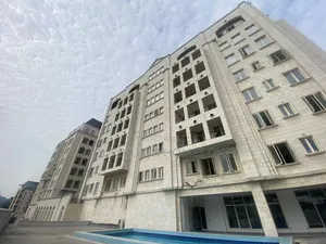 4bdrm Apartment in 1004 for rent