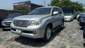 Lexus GX 2011 Silver
