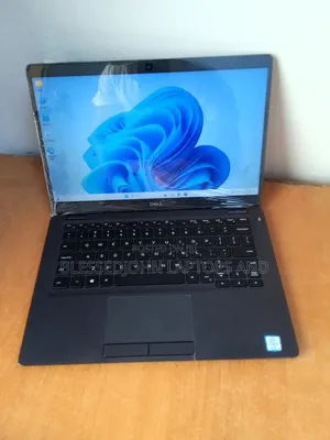 Laptop Dell Latitude 5300 8GB Intel Core i5 SSD 256GB