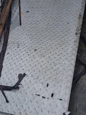 Checkered Plate 4x8x4mm