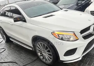 Mercedes-Benz GLE-Class 2016 White