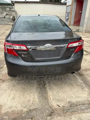 Toyota Camry 2012 Gray