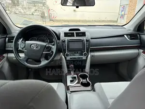 Toyota Camry 2012 Gray