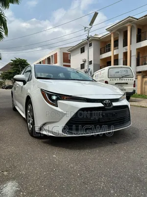Toyota Corolla 2023 White
