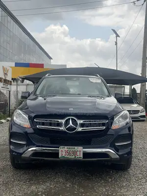 Mercedes-Benz GLE-Class 2018 Blue