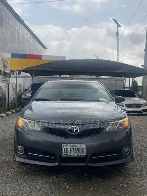 Toyota Camry 2012 Gray