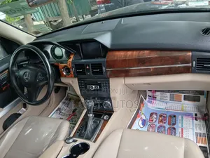 Mercedes-Benz GLK-Class 2010 Black