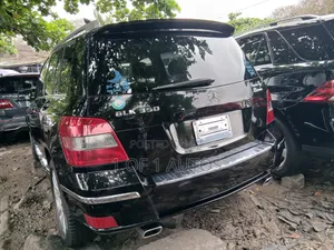 Mercedes-Benz GLK-Class 2010 Black