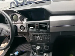 Mercedes-Benz GLK-Class 2011 Gray