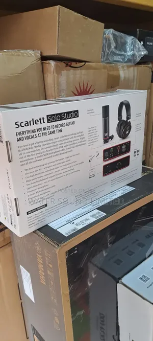 Scarlett Solo Studio