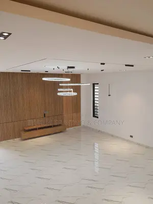 5bdrm House in Royal Pine Garden, Chevron for rent