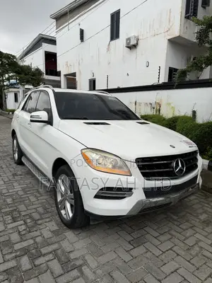 Mercedes-Benz M Class ML350 4MATIC 4dr SUV AWD (3.5L 6cyl 7A) 2014