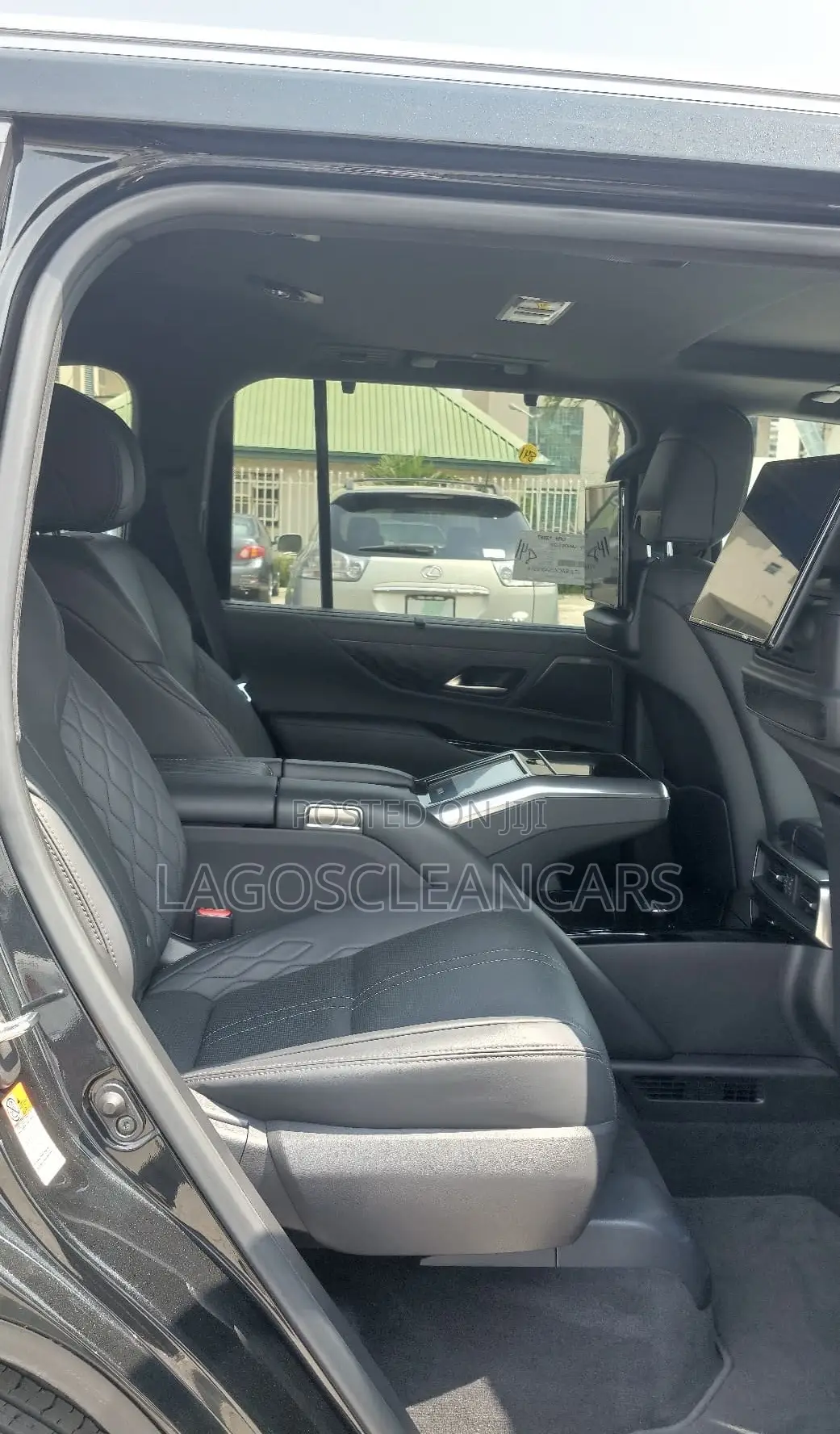 Lexus LX 600 2022 Black