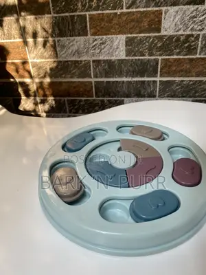 Dog Educational Toy . Puzzle Feeder