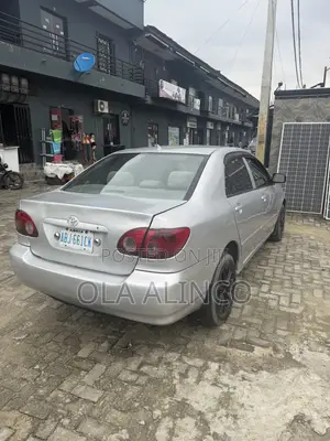 Toyota Corolla 2005 Silver