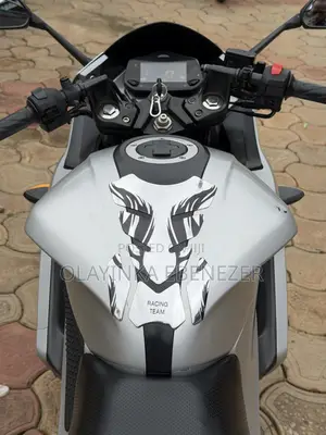 Suzuki Gixxer 250 2022 Silver