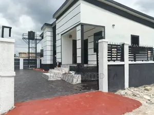 3bdrm Bungalow in Chalisco, Warri for sale
