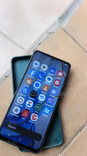 Samsung Galaxy A06 128 GB Gray