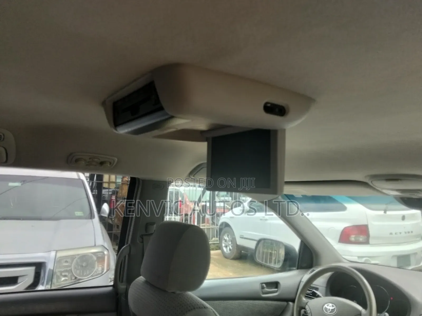 Toyota Sienna 2006 Gold