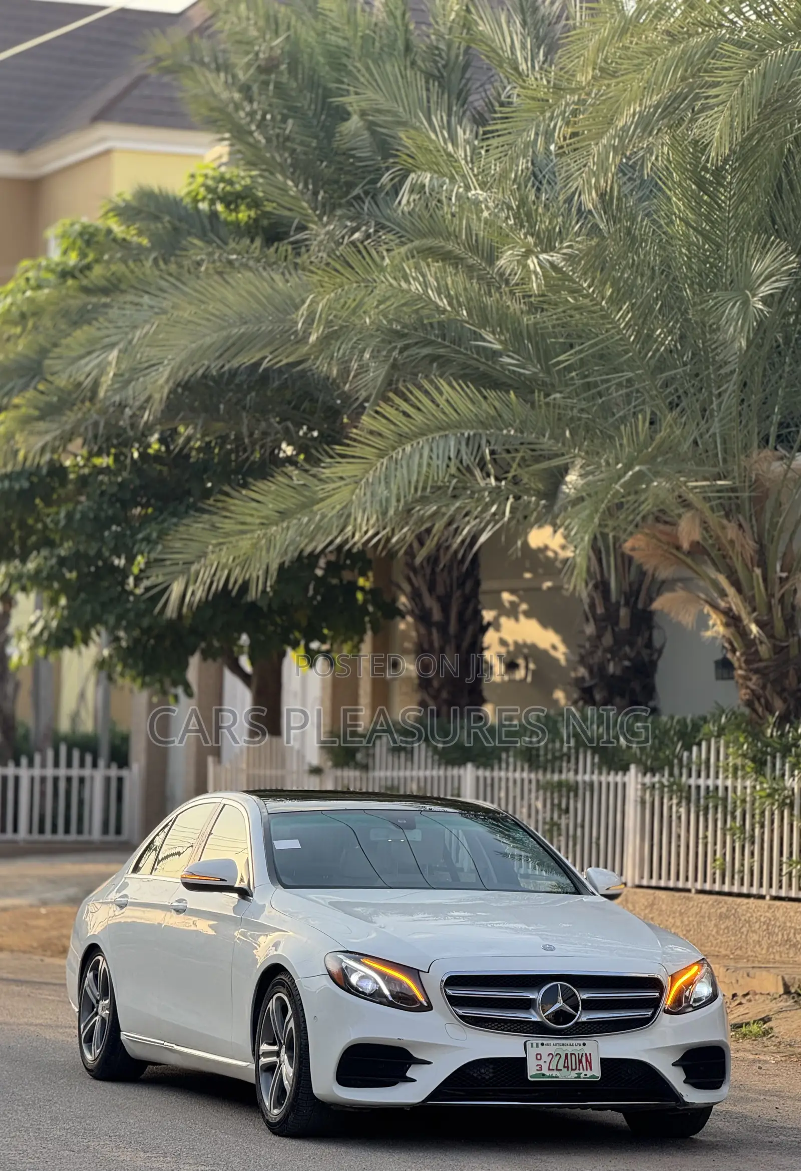Mercedes-Benz E300 2017 White