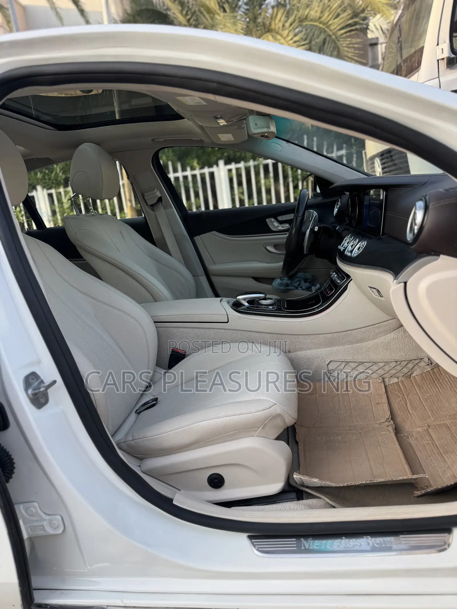 Mercedes-Benz E300 2017 White