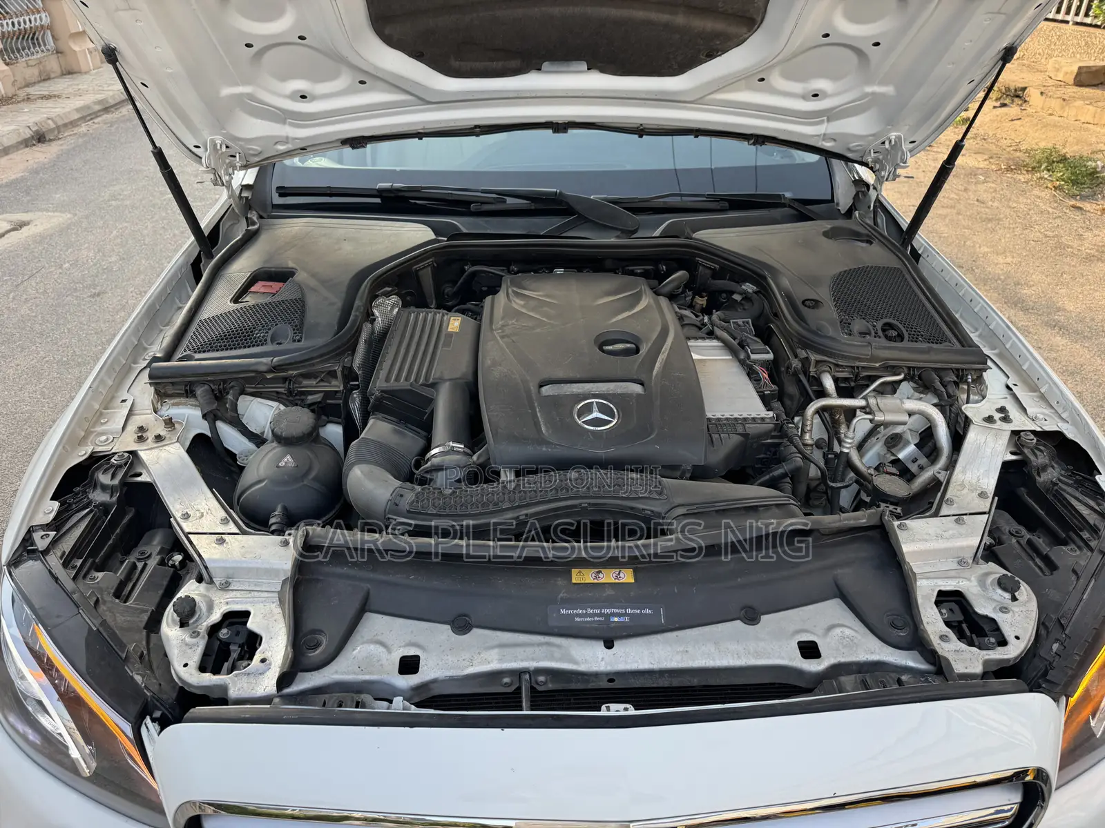 Mercedes-Benz E300 2017 White