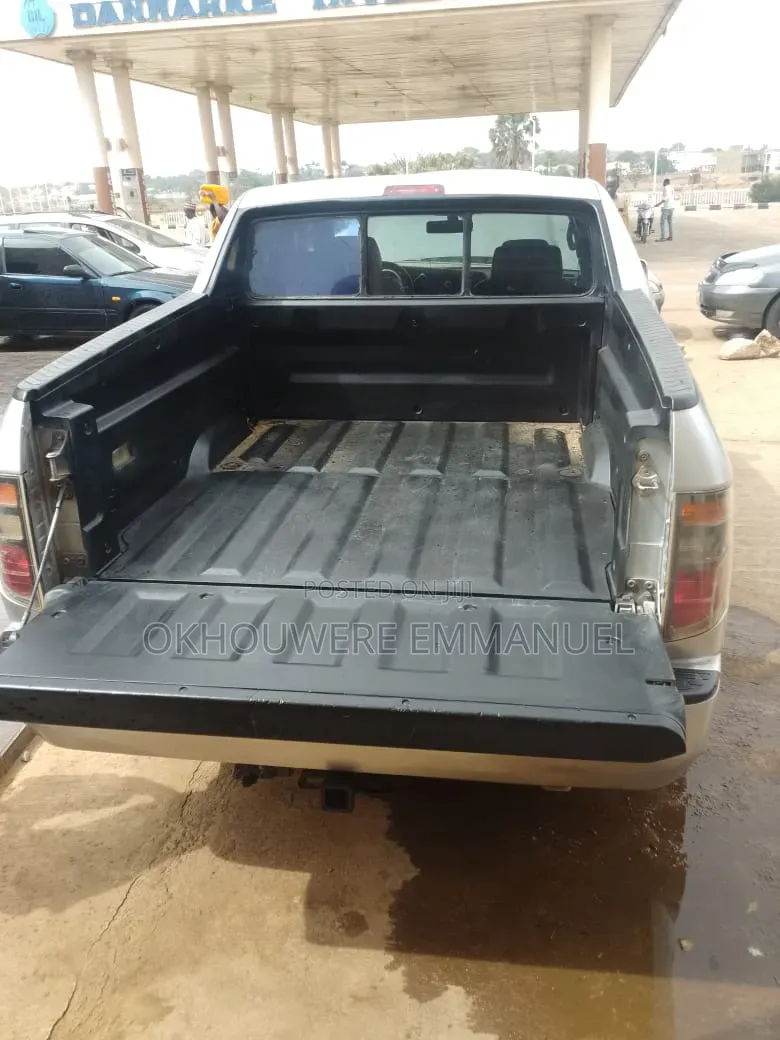 Honda Ridgeline 2006 Silver