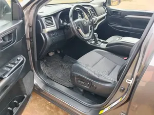 Toyota Highlander 2018 Gray