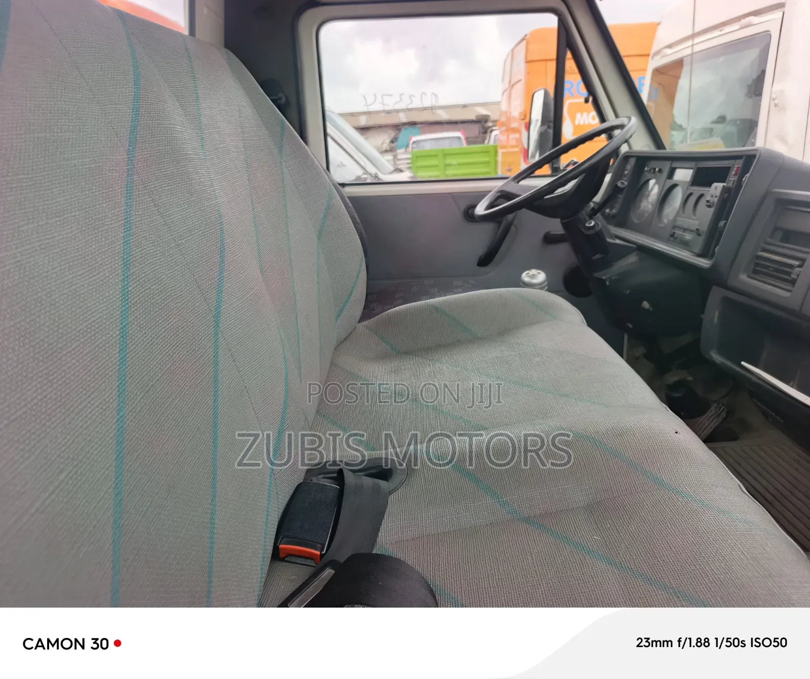 Volkswagen LT 2000 White
