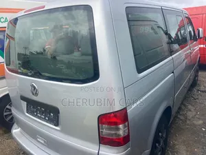Volkswagen Transporter 2012 Grey
