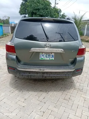 Toyota Highlander 2013 Green
