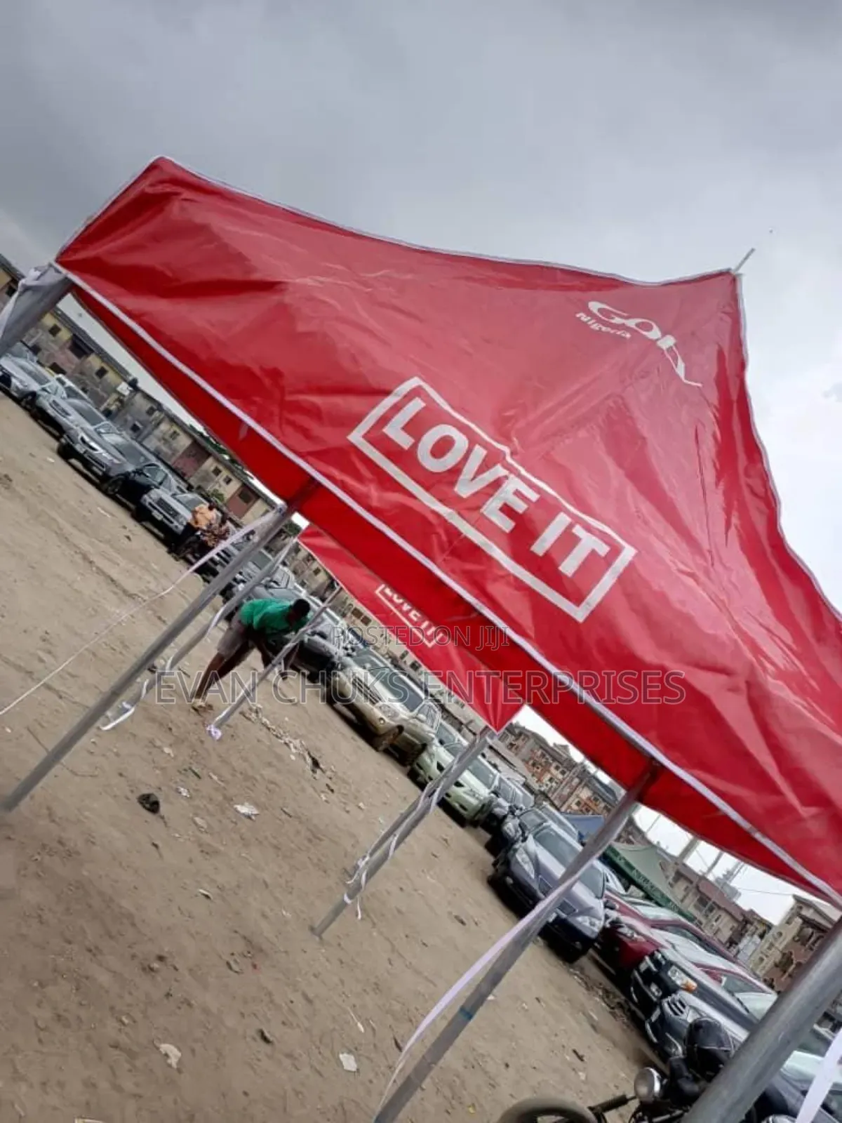 Beautiful 10 by 10 Foldable Canopy