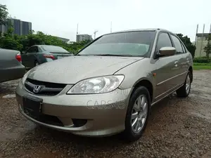 Honda Civic 2005 Gold