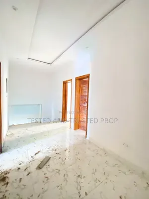 4bdrm Duplex in Conservation, Chevron for rent