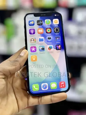 Apple iPhone 12 64 GB Black