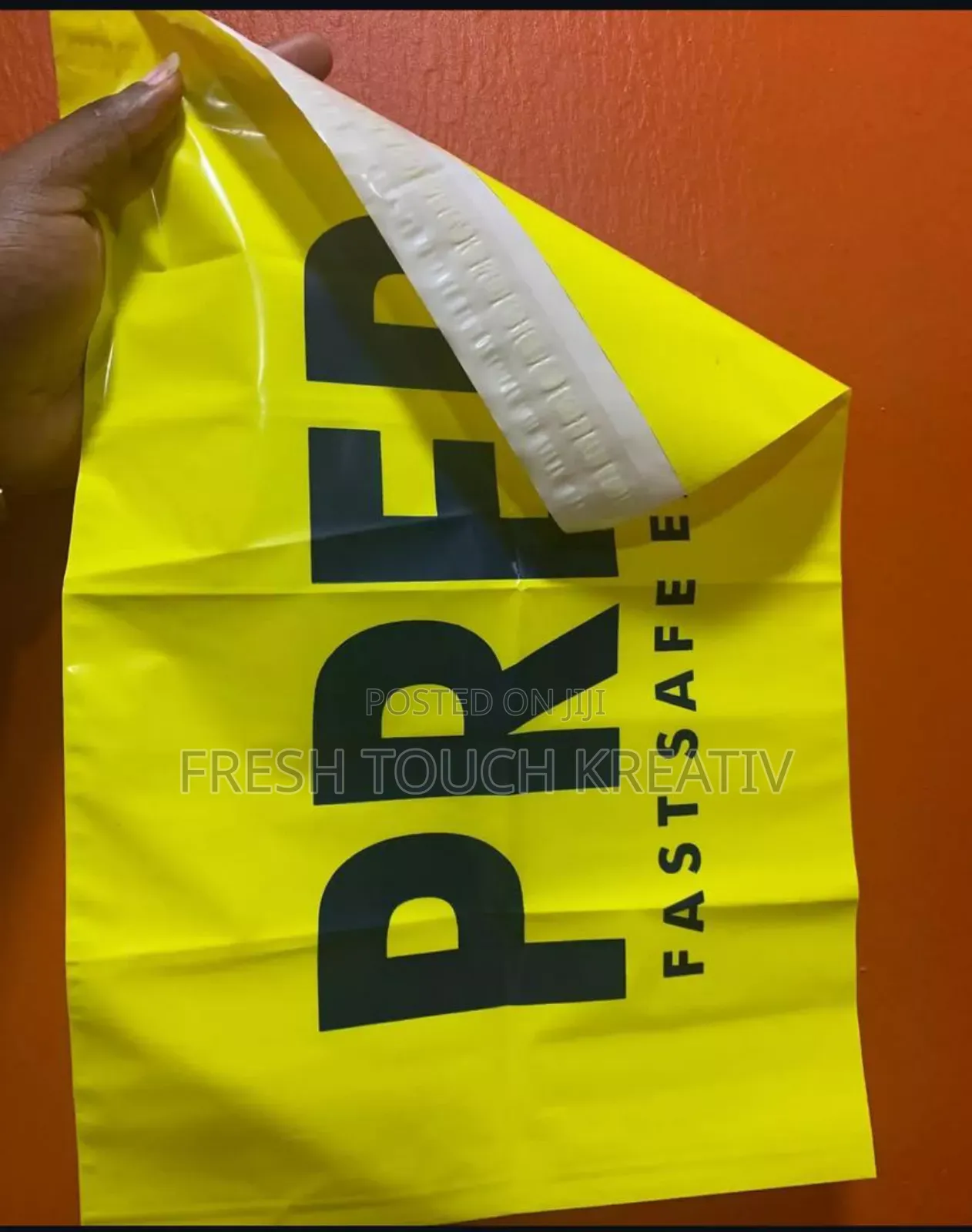 Nylon Branding