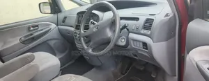 Toyota Previa 2003 Red