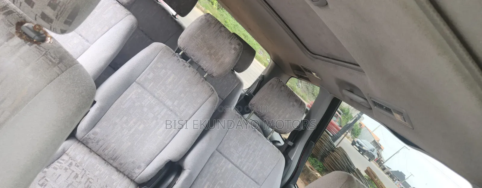 Toyota Previa 2003 Red