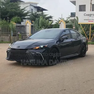 Toyota Camry 2025 Black