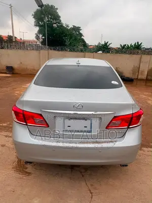 Lexus ES 350 2011 Silver