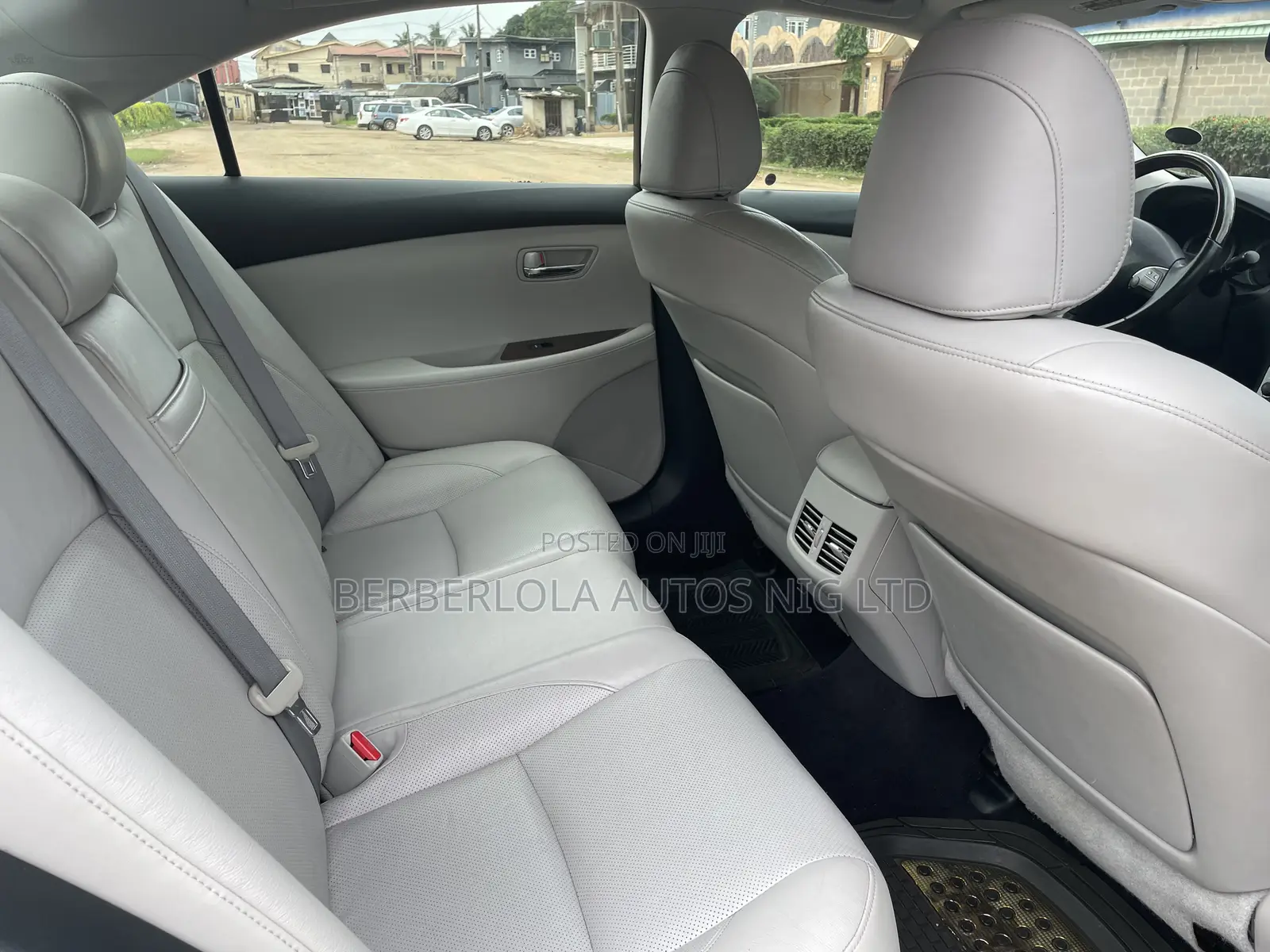 Lexus ES 350 2011 Gray