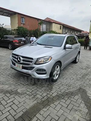 Mercedes-Benz GLE-Class 2016 Silver