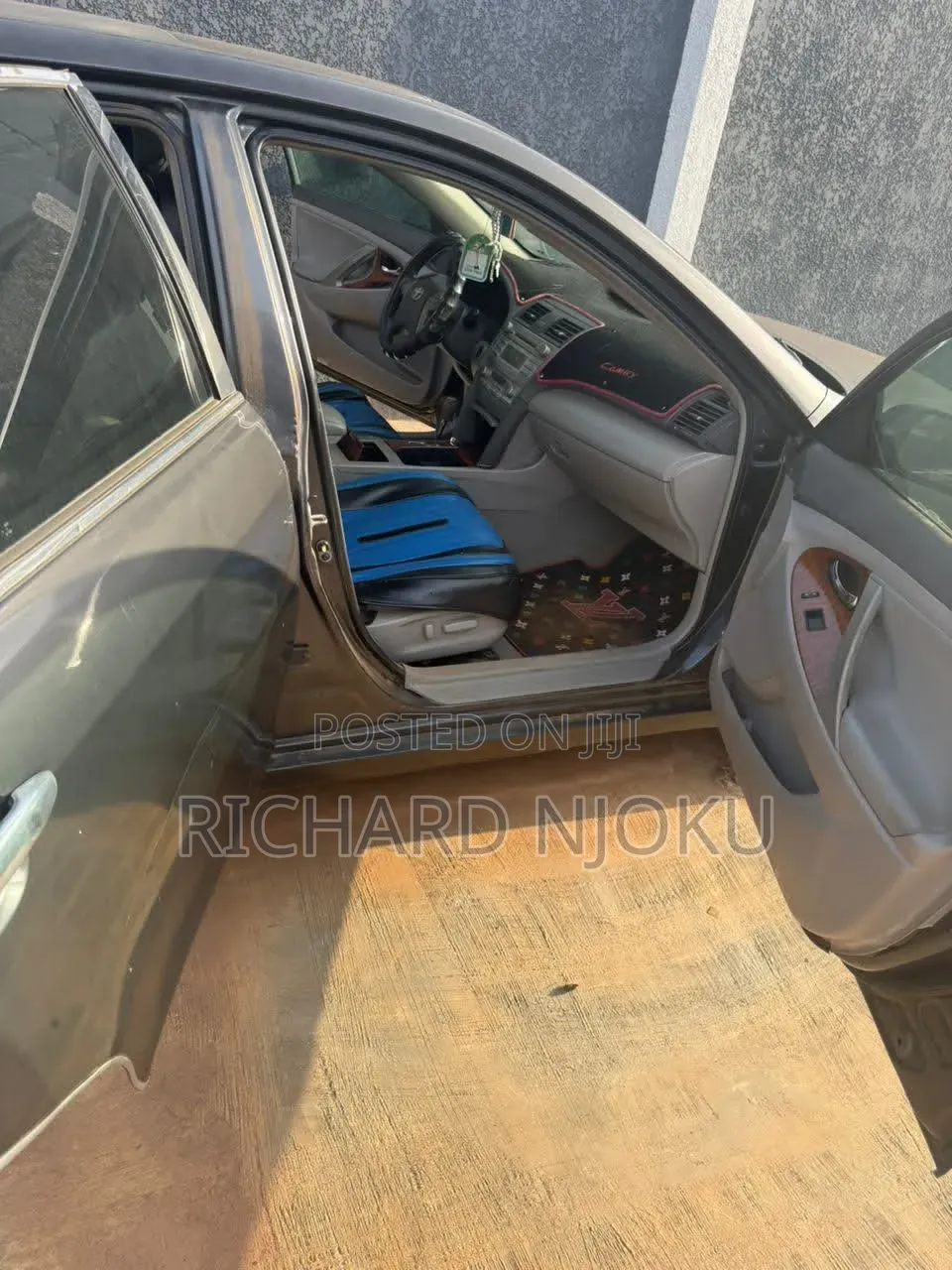 Toyota Camry 2011 Gray