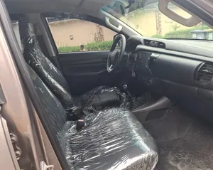 Toyota Hilux 2017 Brown