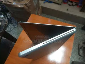 Laptop Apple MacBook 2010 8GB Intel Core i7 SSHD+SSD 128GB