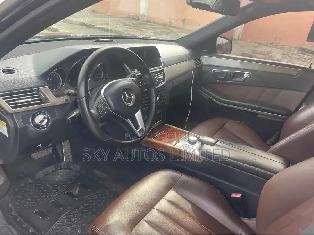 Mercedes-Benz E350 2011 Black