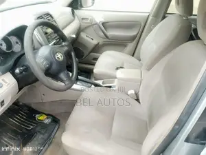 Toyota RAV4 2005 Gray