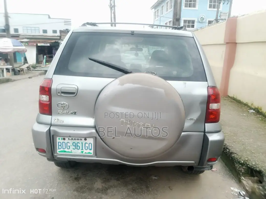 Toyota RAV4 2005 Gray